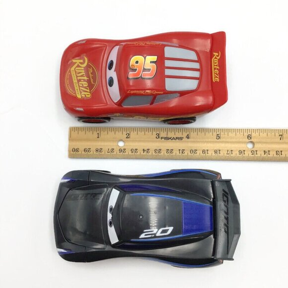 Disney Cars 3 Lightning McQueen Jackson Storm IGNTR 2.0 Press Push Down & Go - Picture 7 of 9
